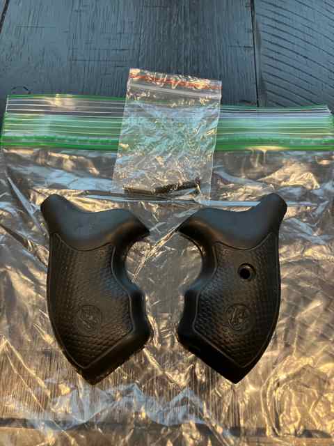 OEM Smith and Wesson J frame Grips