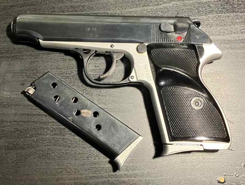 Hungarian FEG Pa-63 makarov