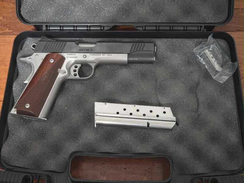 Very Nice Two Tone Kimber 1911 Custom II 
