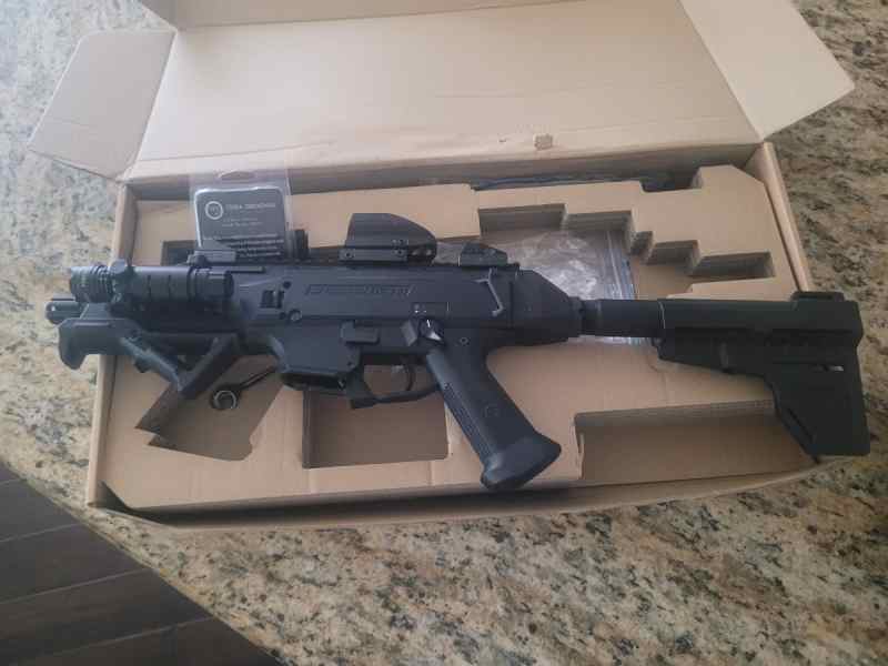 A few left- cz scorpion Evo 3 S1