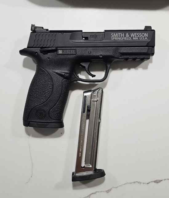 Smith &amp; Wesson M&amp;P 22 Compact